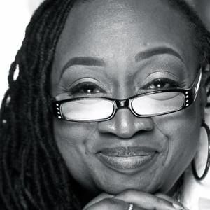 Meet your Posher, Regina